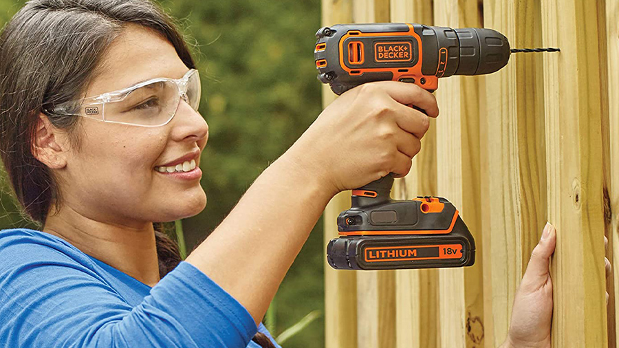 La perceuse-visseuse sans fil BDCDC18BTA Black+Decker