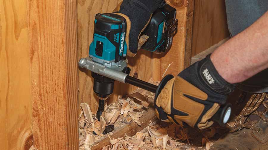 La perceuse visseuse à percussion DHP486 Makita