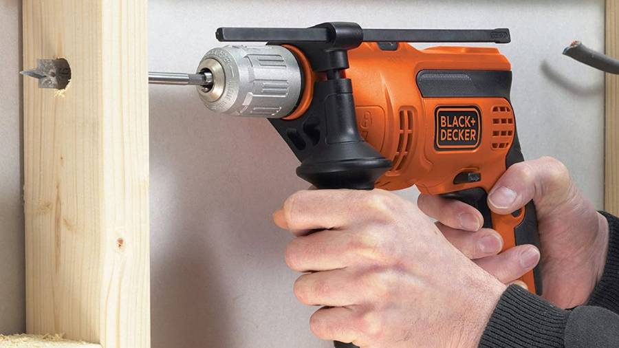 Perceuse électrique à percussion CD714CRESKA Black+Decker 