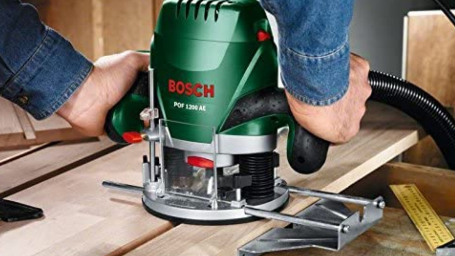 Défonceuse Bosch POF 1200 AE