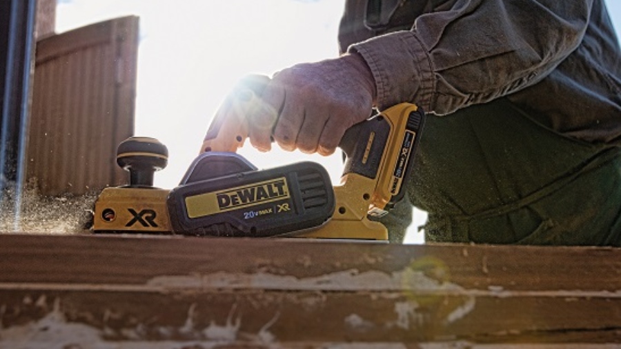 Rabot 82mm 18 V 5Ah XR DEWALT