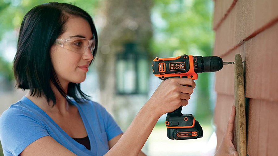 La perceuse-visseuse sans fil BDCDD12K1B Black+Decker