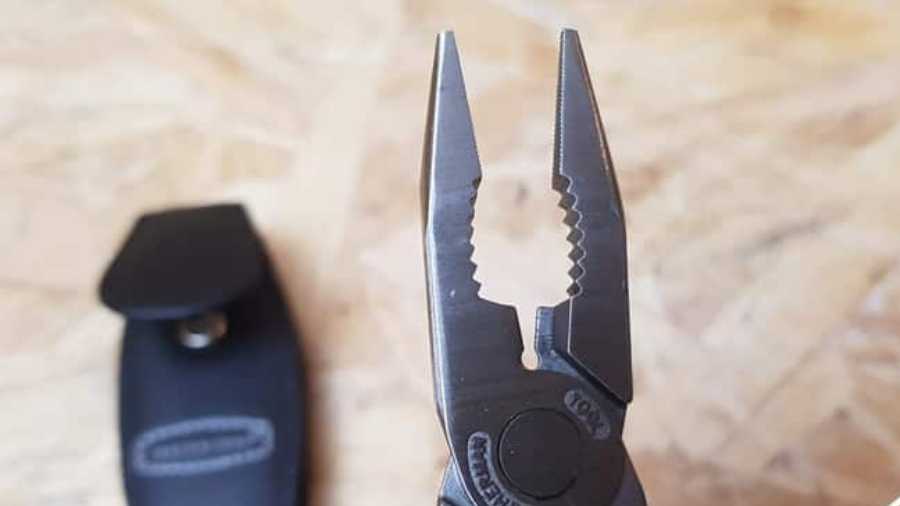 Pince multifonction Leatherman Juice cs4