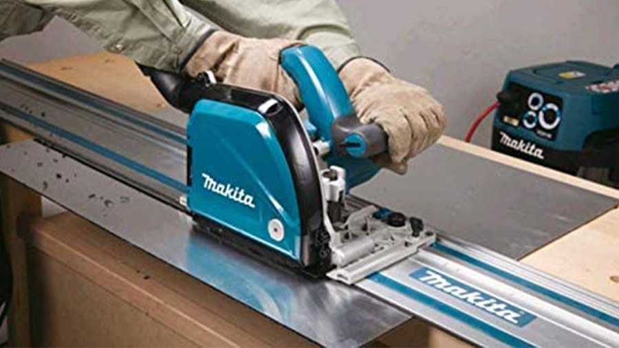 La fraiseuse pour plaque aluminium Makita CA 5000XJ