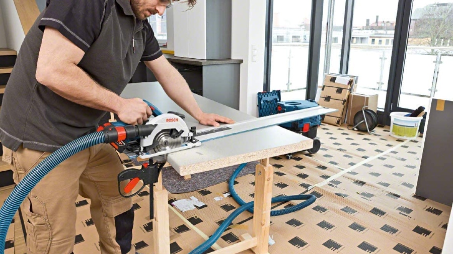  scie circulaire GKS18V57G Bosch