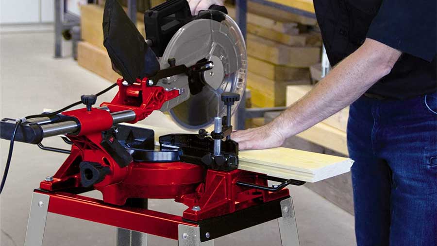 Scie à onglets filaire Einhell TC-SM 2531/1 U