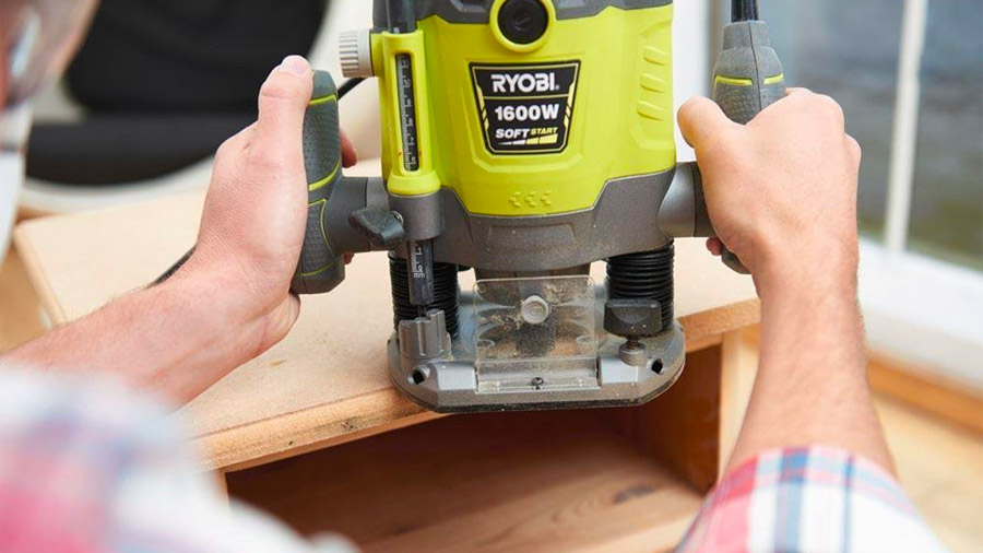 Défonceuse filaire RRT1600-K  RYOBI