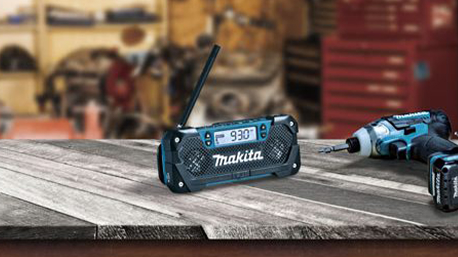 La radio portable DEAMRO52 Makita