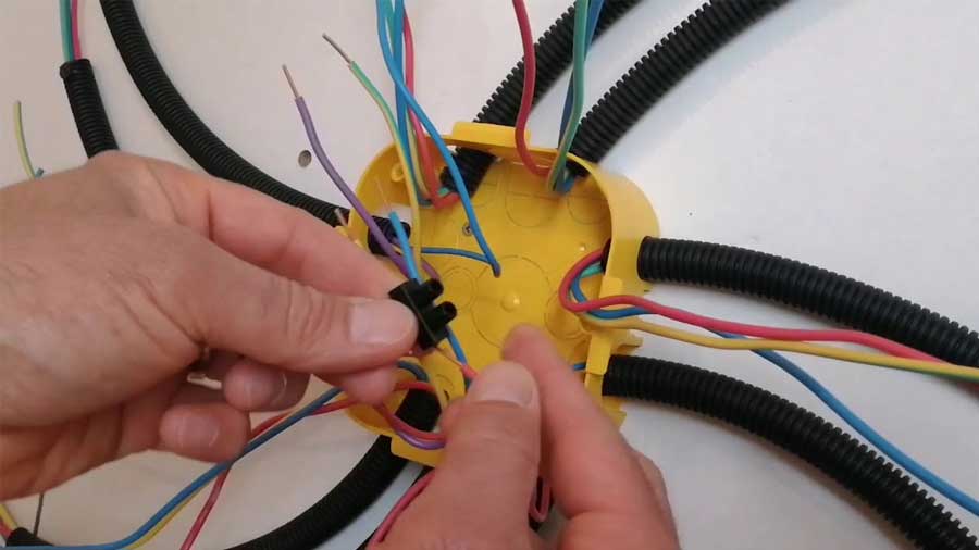 Boîte de dérivation électrique