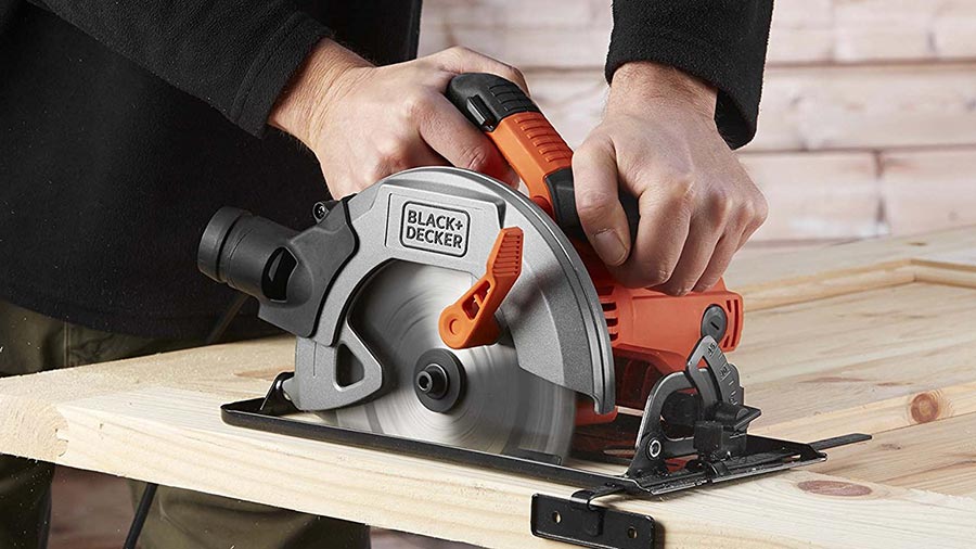 Test et avis scie circulaire Black+decker CS1550K prix pas cher