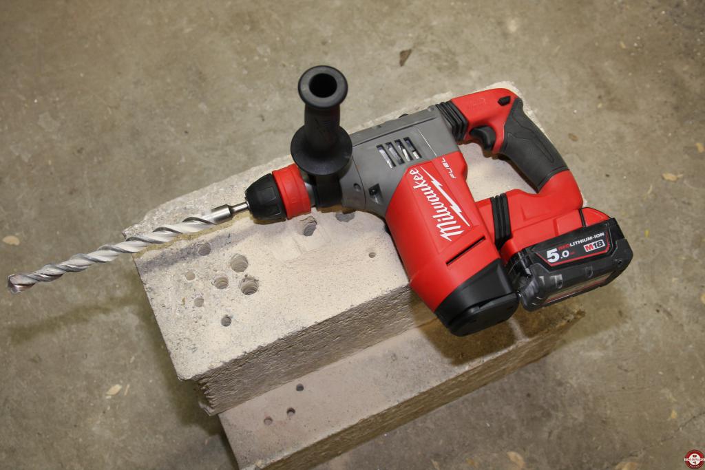 Perforateur sur batterie Milwaukee M18 CHPX-902X