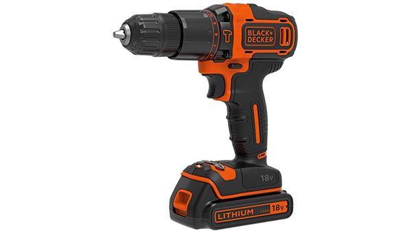 La perceuse à percussion sans fil BDKH18B1SA Black+Decker