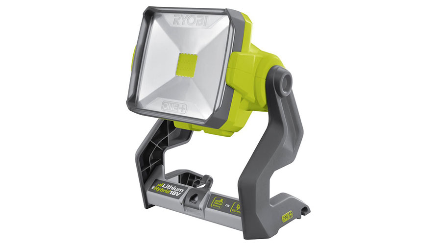 Test : Projecteur LED Sans fil RYOBI R18ALH-0 Hybride