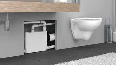 Installation d'un sanibroyeur sur un WC comme un professionnel