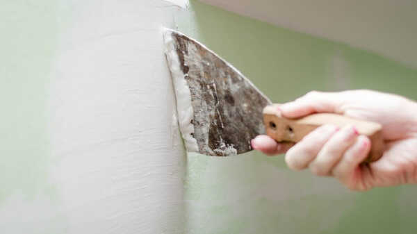 Comment choisir un enduit de lissage ou de rebouchage ?