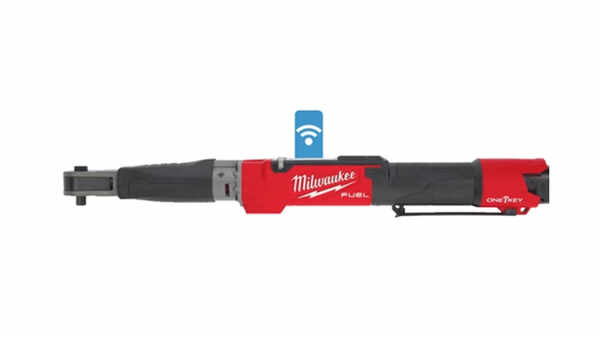 Clé à cliquet dynamométrique sur batterie Milwaukee  M12 ONEFTR38-0C