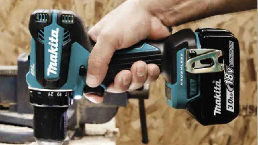 Perceuse visseuse compacte DDF485RTJ Makita