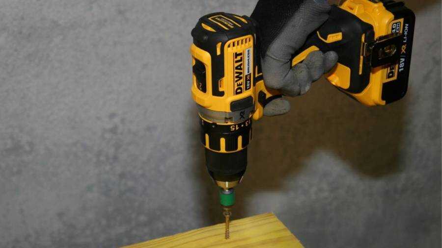 Perceuse visseuse DCD780M2 Dewalt