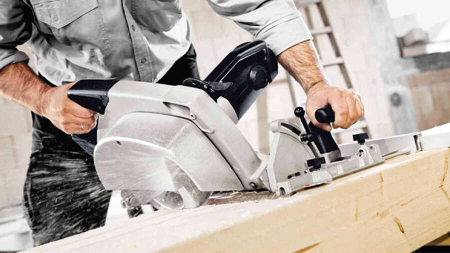  La scie circulaire de charpente HK 132 Festool