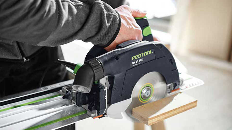  La scie circulaire filaire HK 55 Festool