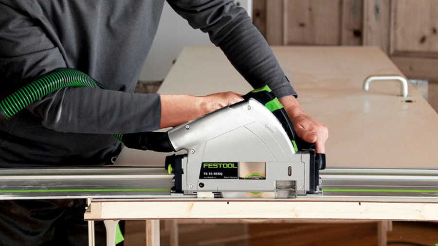 La scie plongeante TS 55 REBQ-Plus-FS Festool