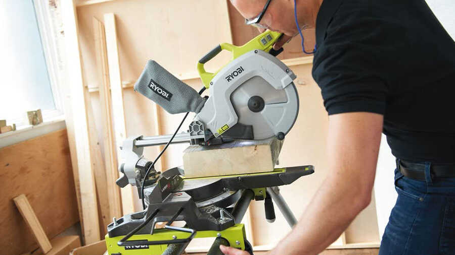 La scie à onglet radiale Ryobi EMS254L 2000 W