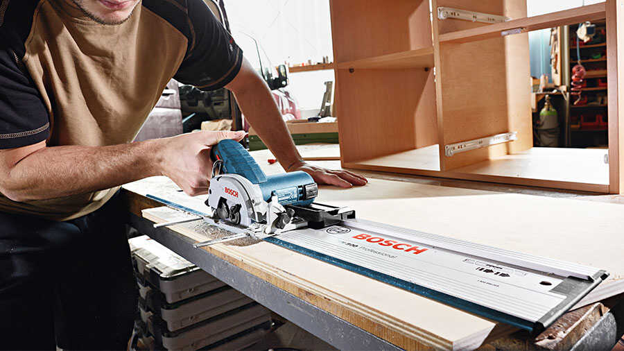 La mini scie circulaire sans fil GKS 12 V-26 Bosch Pro