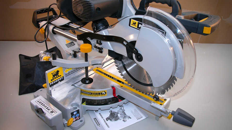 Scie à onglet radiale filaire ENERGYSAW-305STB Peugeot Outillage