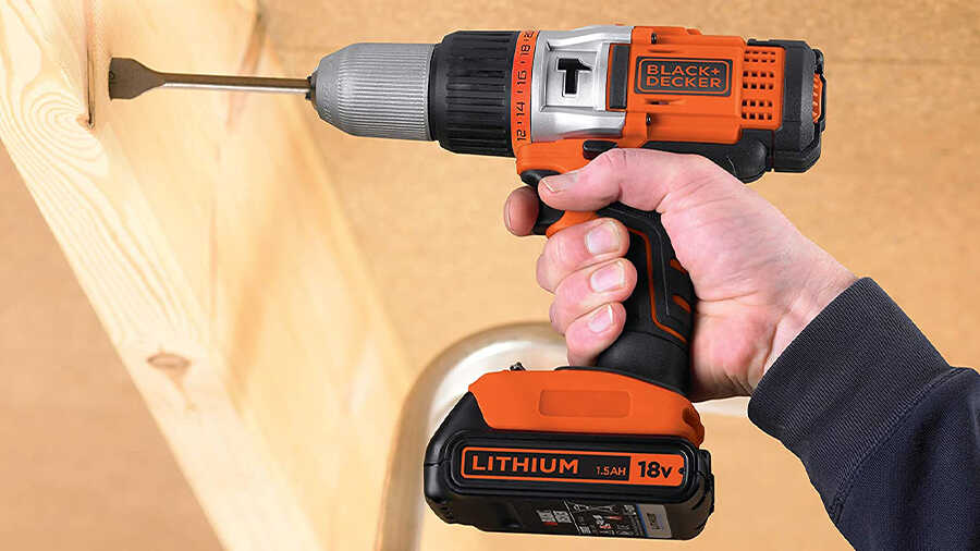 la perceuse à percussion EGBHP188K Black+Decker