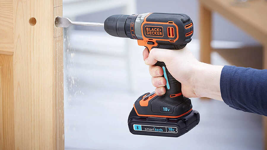 La perceuse-visseuse sans fil BDCDC18KBST Black&Decker