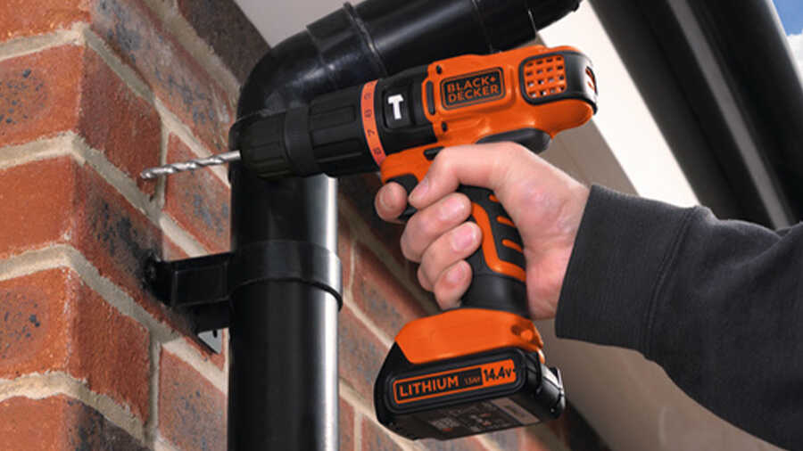 La perceuse à percussion sans fil BDK148KBA Black+Decker