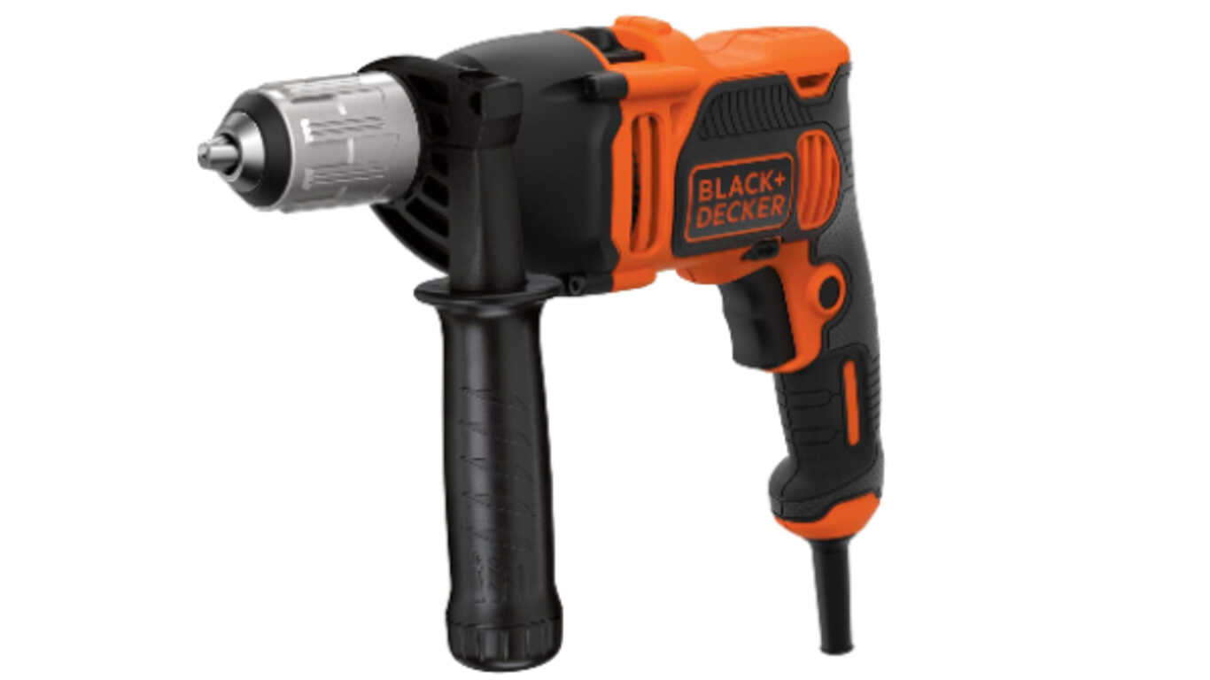 La perceuse électrique à percussion BEH850K Black+Decker